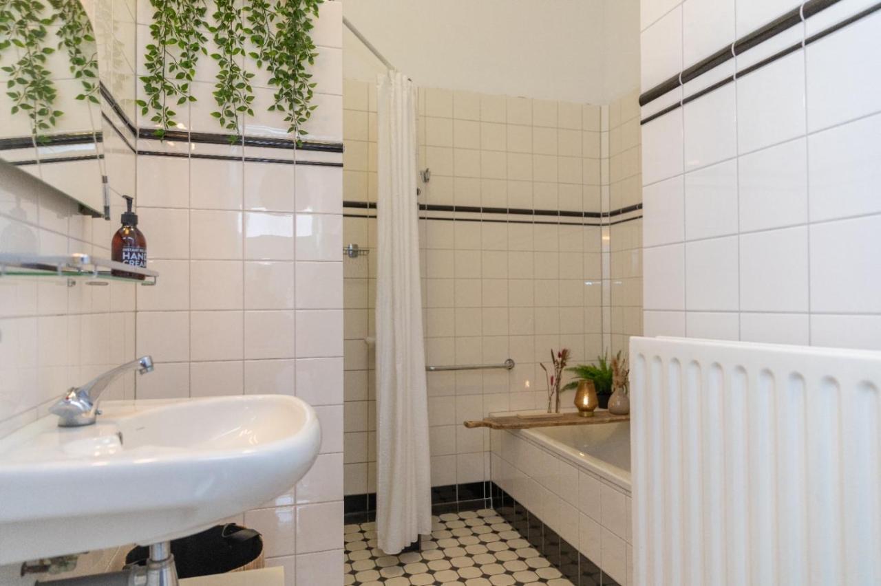 B & B Tx71 Ден Бург Екстериор снимка